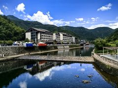 -芦茨金富饭庄·25年老字号·专做稻草鸡