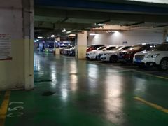 -鸿通城购物中心