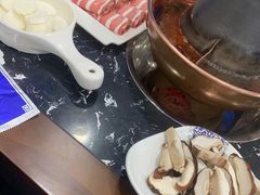-楼外楼大刀肉传统火锅居(繁荣路店)