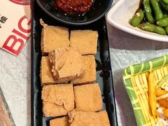 -肥肥虾庄·金牌油焖大虾(首义路店)