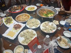 -东来菜馆•手抓海鲜家常菜•海鲜锅贴(鸽子窝店)
