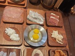 -银米·云南传统过桥米线(双廊黑金冠店)