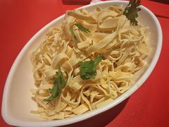 -多嘴肉蟹煲(万达店)