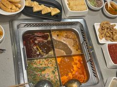 -海底捞火锅(宝龙广场夜宵主题店)