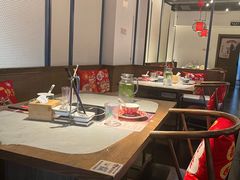 -尚尚仙·酸汤猪手·猪肚鸡火锅(华联万柳购物中心店)