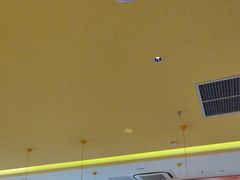 -小鱼小牛(世欧广场店)