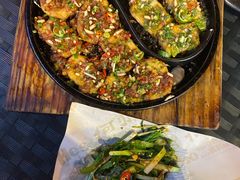 -何师烧烤Pro ·江湖川菜·小龙虾·精酿(太古里旗舰店)
