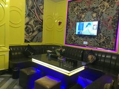 -宝岛甲壳虫KTV(蓝天路店)