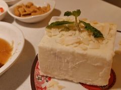 -老房老舍重庆火锅(假日城市店)