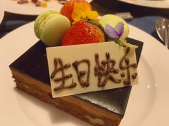 甜品台-康莱德酒店·美庭自助餐厅