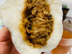 本帮豆腐皮包子-春风松月楼(七宝万科店)