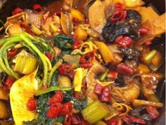 鸡公煲-重庆鸡公煲(三八山珍美食城店中店)