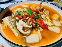 黄鱼烧年糕-野蔓果·山野菜(西湖景区·龙井茶田店)