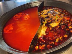 -鹿鸣山草本茶香火锅(园西路店)
