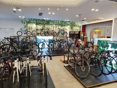 -英派斯健身旗舰店(海信国际中心馆)