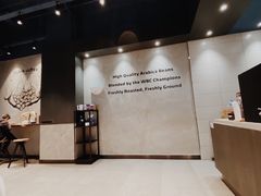 -瑞幸咖啡(巴黎春天陕西路店)