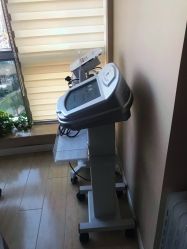 -爱莎扁平疣·汗管瘤·斑痣中心
