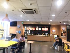 -麦当劳(石坝服务区店)