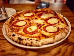 -城市大道红炉披萨烘焙坊