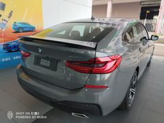 -上海宝宁宝马4S店