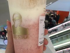 桃子草莓酪酪-LELECHA乐乐茶(美罗城店)