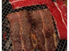 -铭牛烧肉·和牛海鲜自助(高新月牙湖店)
