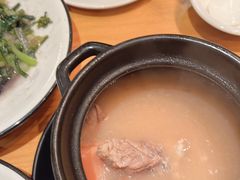 -莲餐厅·湖北菜·潜江小龙虾店(愚园路店)