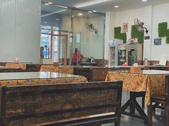 大堂-芳姨广东砂锅粥(张庄路店)