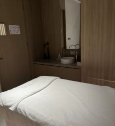 -AURAS璈然科技护肤中心