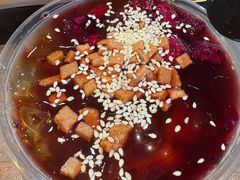 -老街烧烤大排档·地道湖北菜·龙虾馆(汉口火车站店)