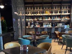 -星河吉酒店-BOND大堂吧·咖啡·简餐