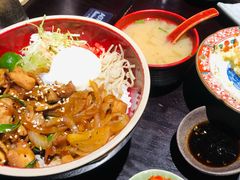 -一豚轩·烧鸟·豚骨拉面(五四路店)