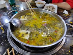 -韩妹鱼庄·泸定老字号(泸定店)