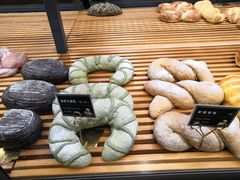 -焙丽拾光(麦凯乐直营店)