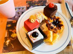 -咖啡苑自助餐厅·中国大饭店