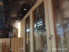 -白兔子密室(长寿路店)