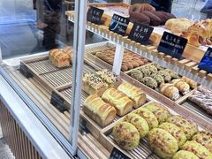 -焙丽拾光(麦凯乐直营店)