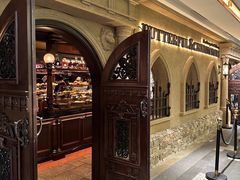 -B&C黄油与面包·法式古堡面包坊(新天地店)