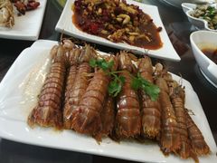 -扒虾小妹儿麻辣海鲜(宏图街店)