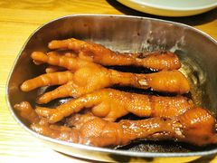 弄堂里的卤鸡爪-弄堂里(雨花客厅店)