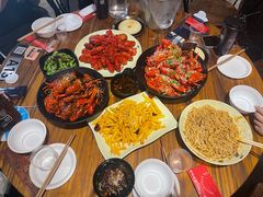 -巴厘龙虾·榜首油焖大虾(音乐学院·沿江酒馆店)