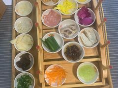-双桥园·云南过桥米线(古城南门店)