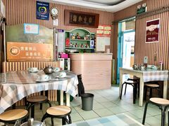 大堂-华春餐馆(鱼山路店)