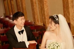 -金夫人婚纱摄影