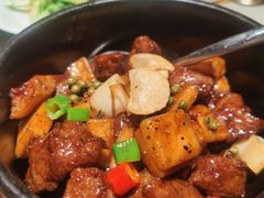 -小厨娘绣中淮扬(总统府大行宫店)