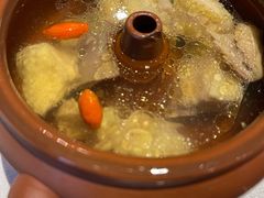 -彩云天云南餐厅