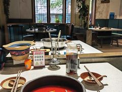 -贵府酸汤牛肉火锅·贵州老字号(飞山街店)
