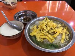 -南宁市连升风味小吃店