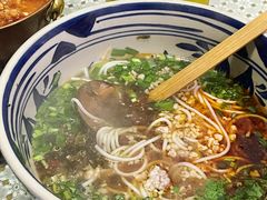 -蜗牛小馆醉乡民谣云南菜(惠新西里店)