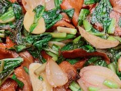 -云海肴·汽锅鸡·云南菜(天山百盛优客店)